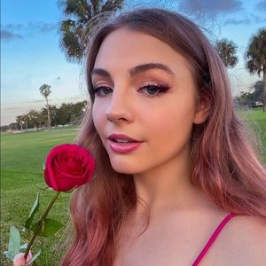 Meet your Posher, Sierra